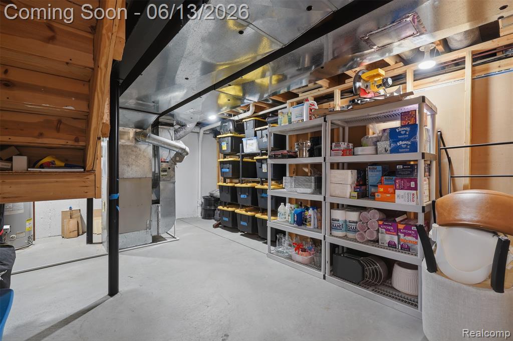 41920 Wolfe Pass Novi, MI 48377 - Photo 36 of 77