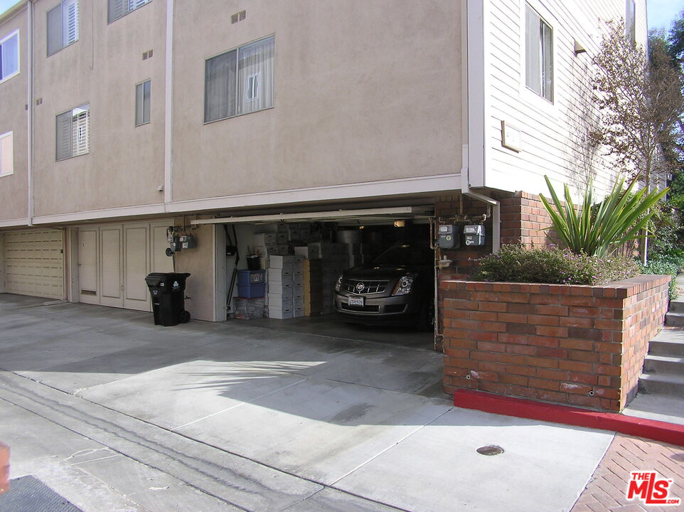 4321 Alla Road, Unit 4 Marina del Rey, CA 90292 - Photo 22 of 26 Gallery Image 22