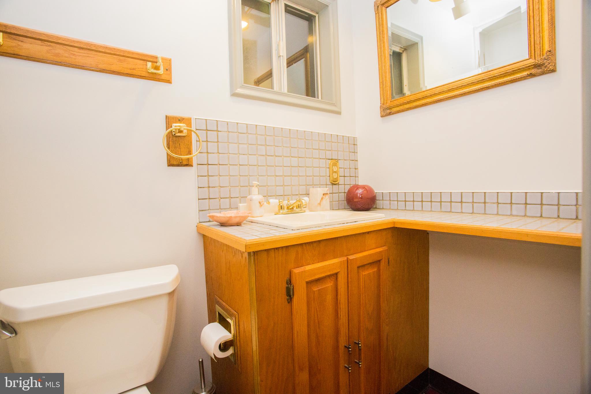 3719 Old York Road Baltimore, MD 21218 - Photo 20 of 24 Half Bath