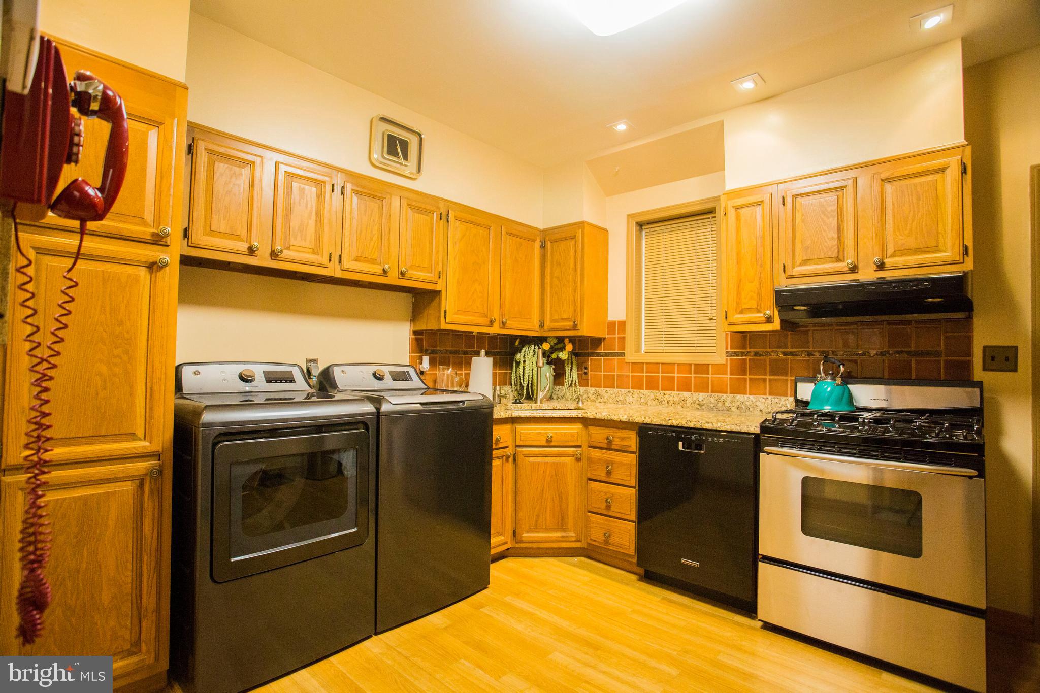 3719 Old York Road Baltimore, MD 21218 - Photo 8 of 24 Kitchen