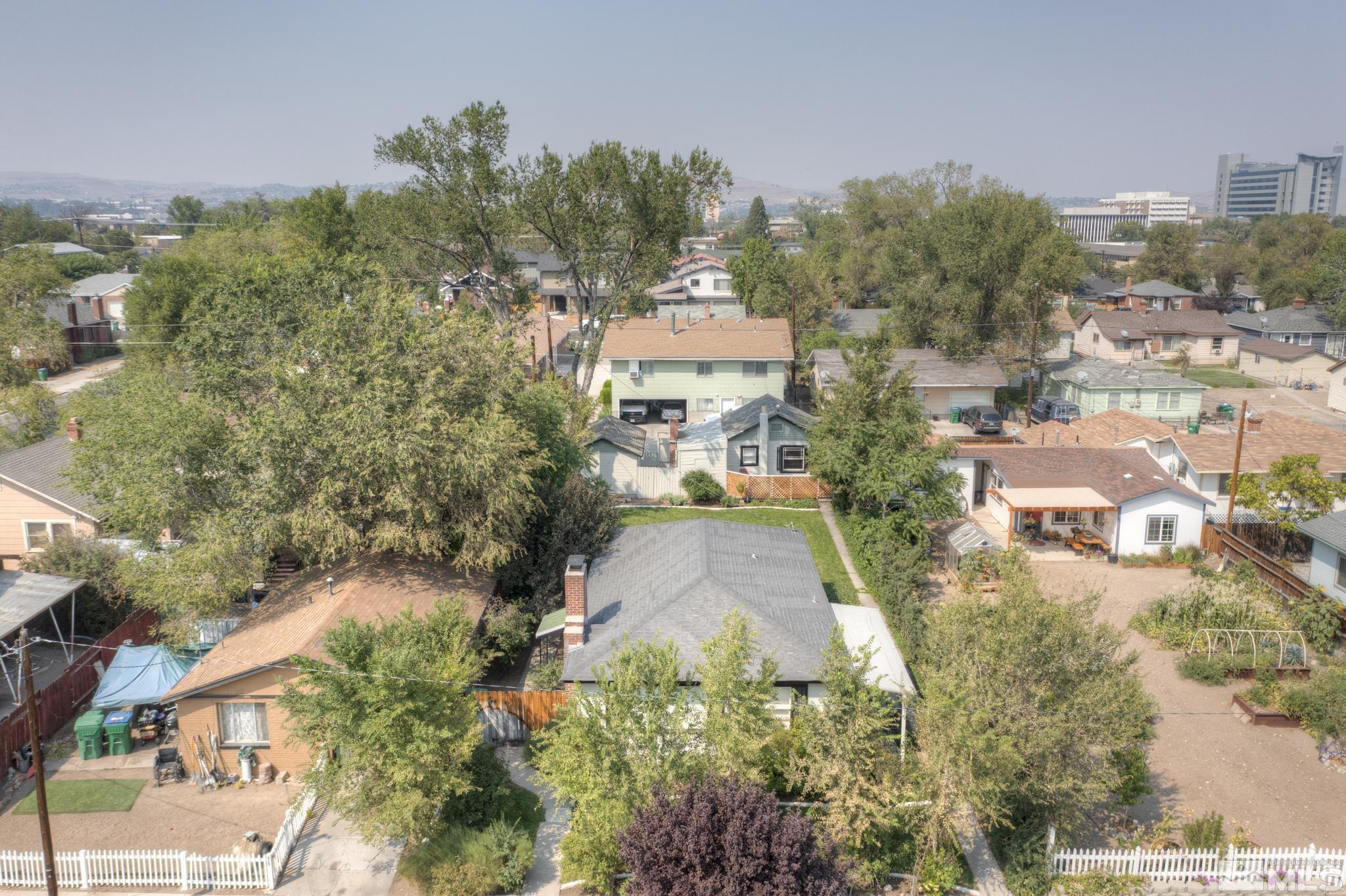 619 Thoma Street Reno, NV 89502 - Photo 38 of 40 an aerial view of residential houses with outdoor space