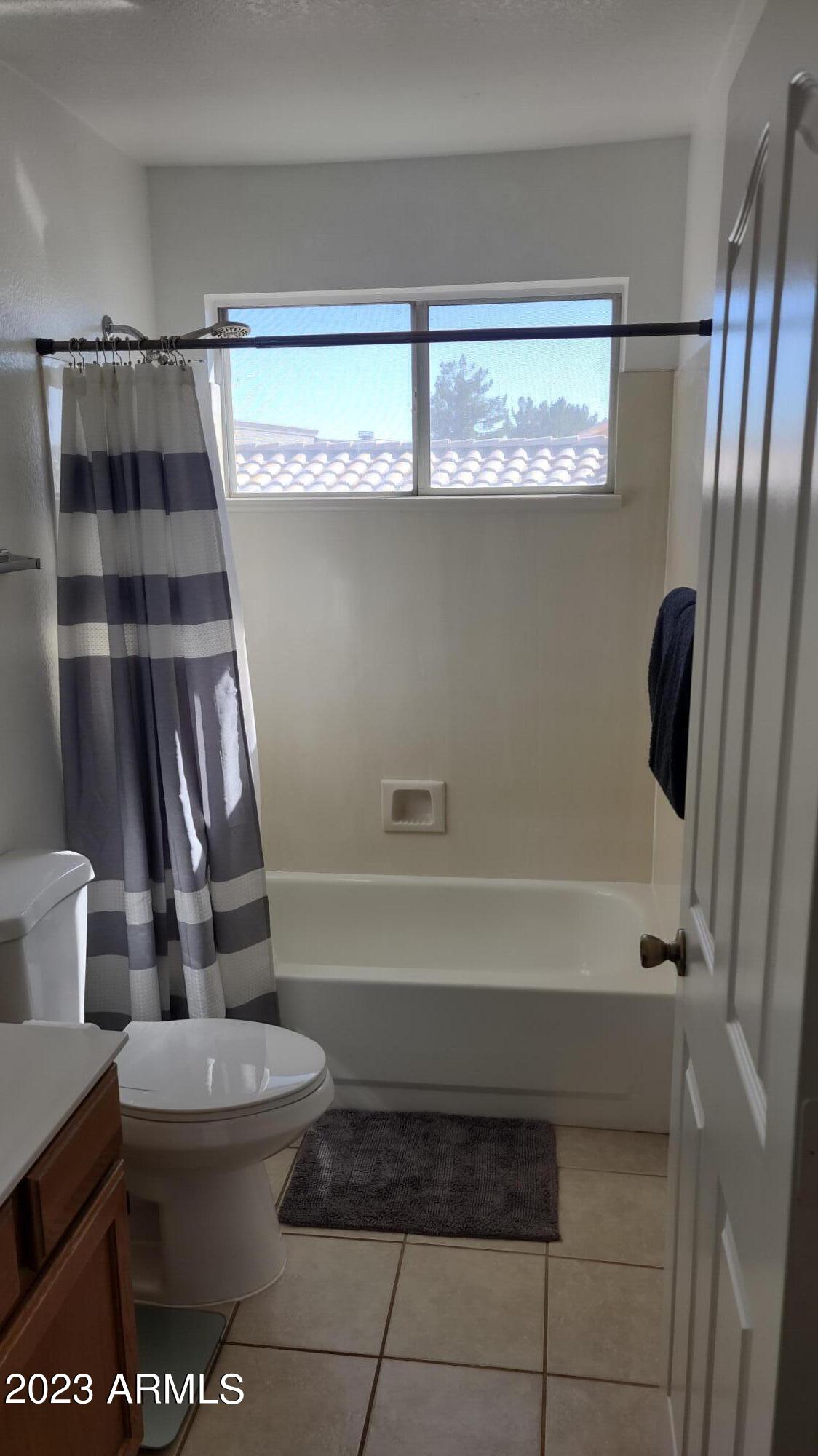 35 South Garnet Road Gilbert, AZ 85296 - Photo 13 of 36 IMG_20231102_135126655_HDR