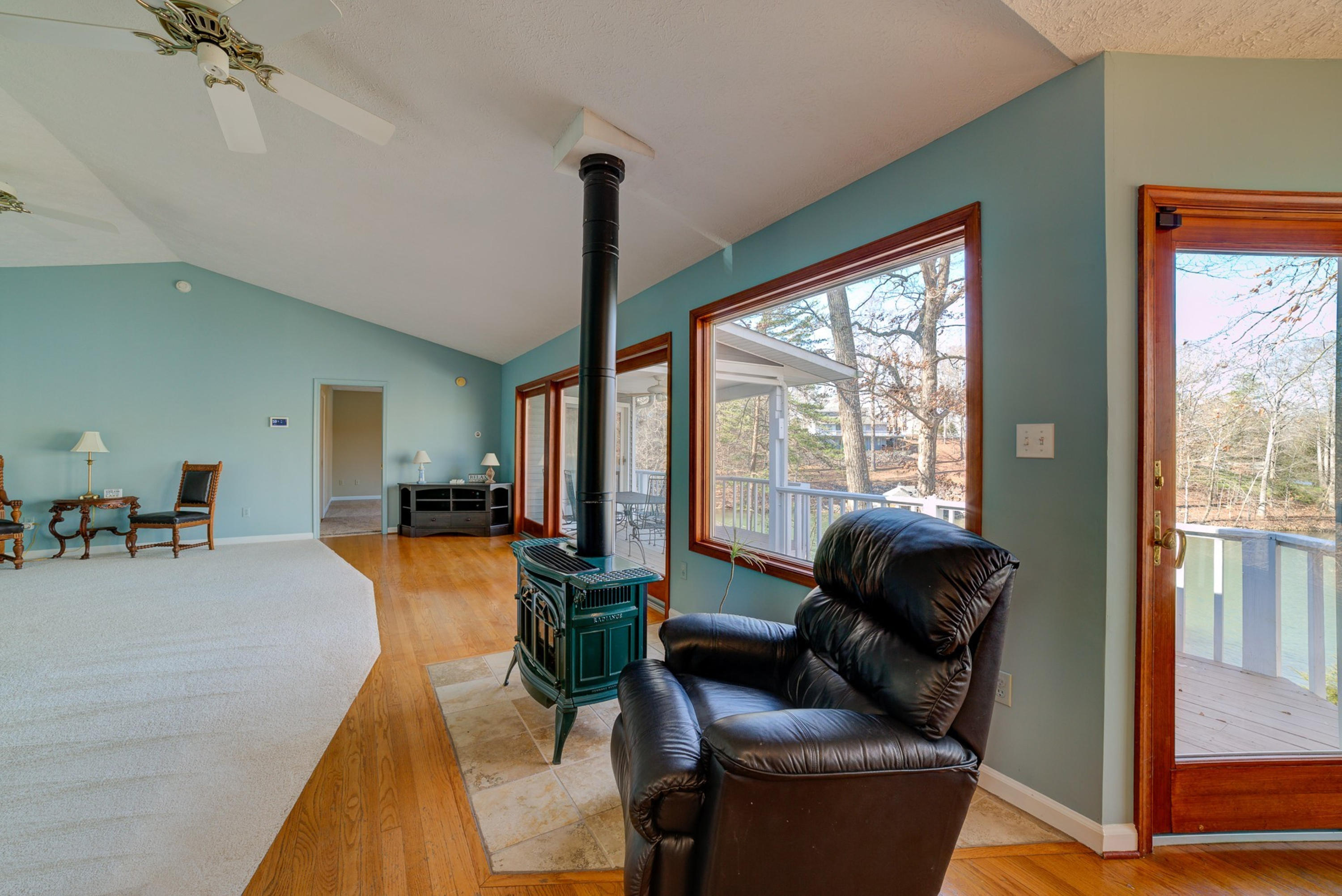 116 Woodley Road Moneta, VA 24121 - Photo 18 of 82 013-339144-22-116 Woodley Rd-50_8612127