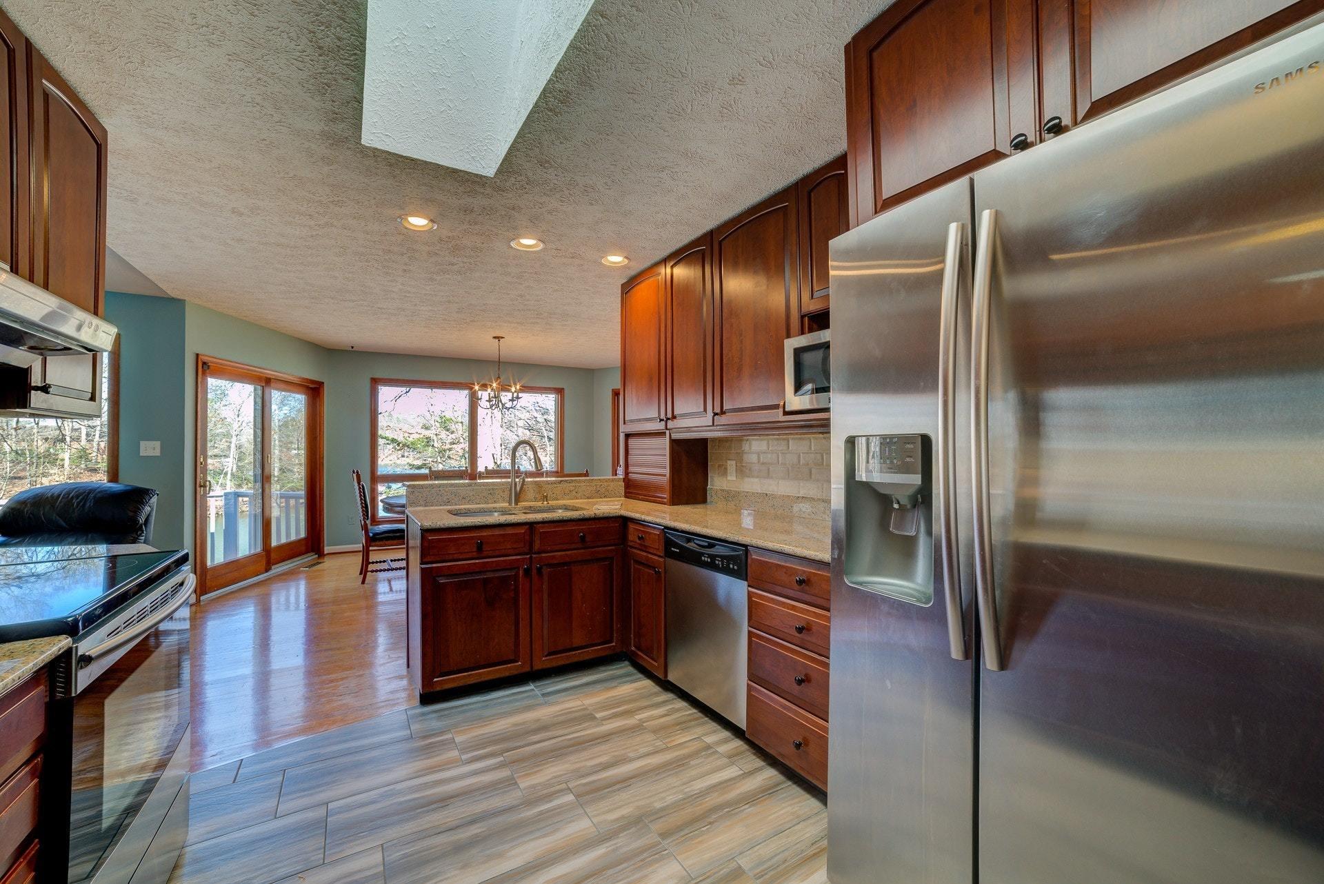 116 Woodley Road Moneta, VA 24121 - Photo 24 of 82 019-339144-28-116 Woodley Rd-100_8612136