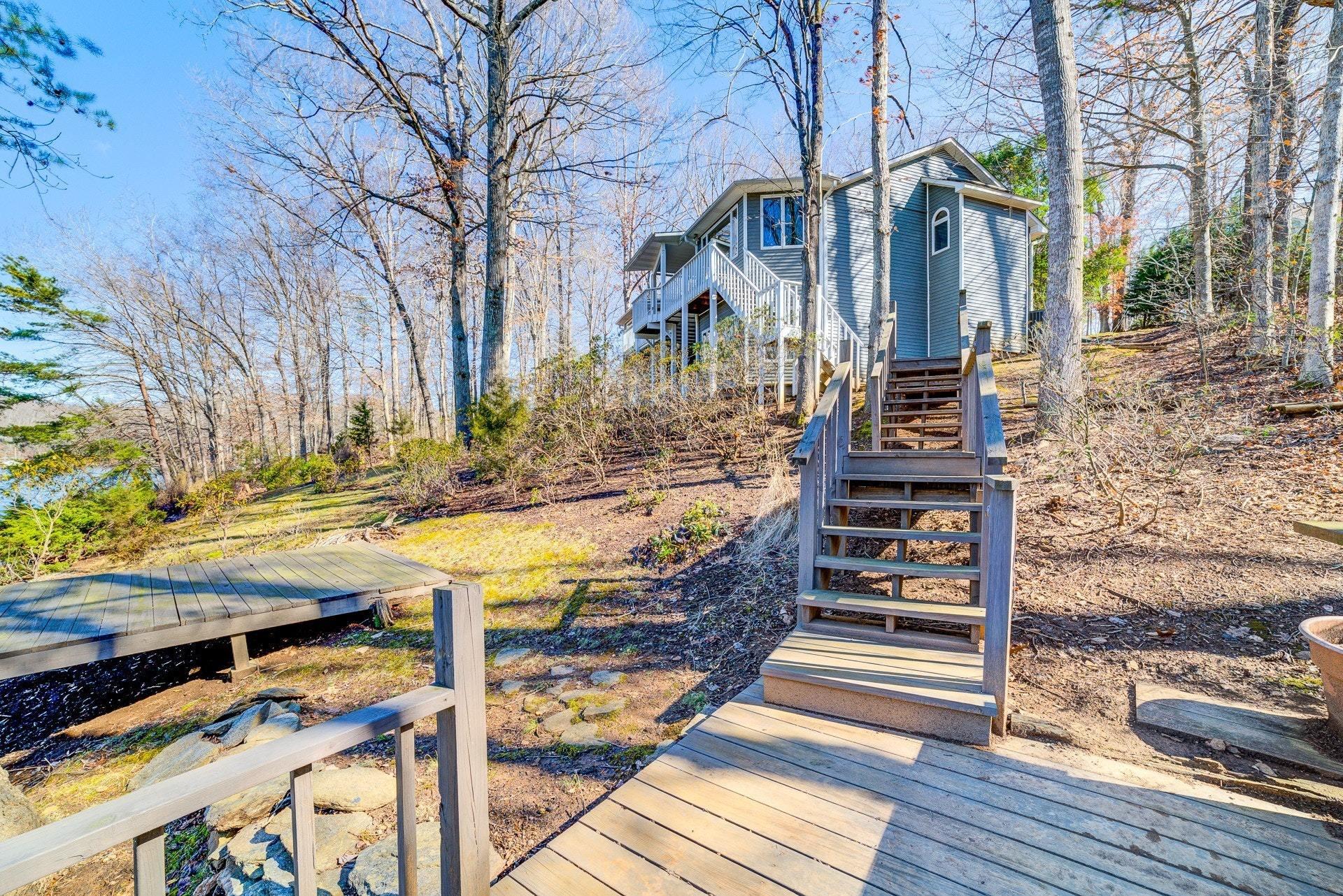 116 Woodley Road Moneta, VA 24121 - Photo 8 of 82 048-339144-57-116 Woodley Rd-10-3_861217