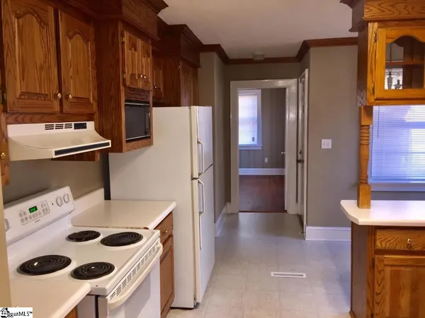 $1,650 | 122 Circle Drive, Greer, SC 29650