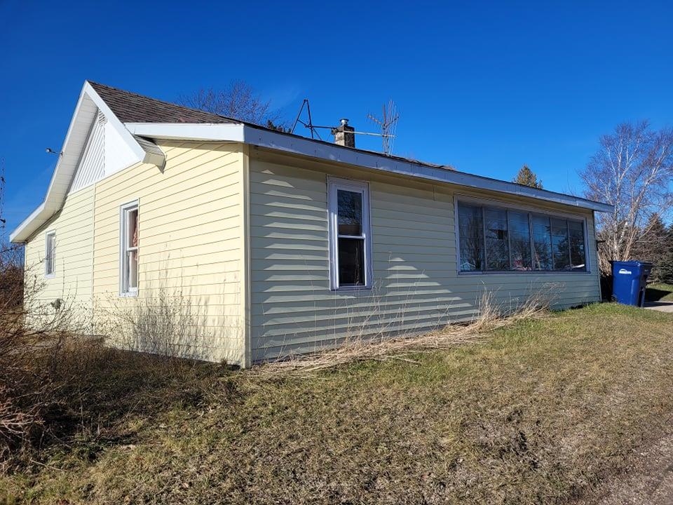 981 North 29 Road Cadillac, MI 49601 - Photo 9 of 10 1895768-8.JPG