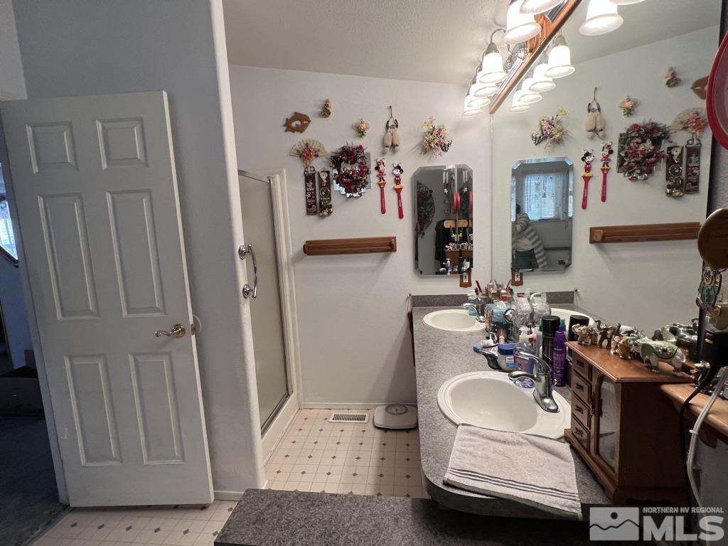 181 Platinum Pointe Way Reno, NV 89506 - Photo 11 of 28 Photo 11