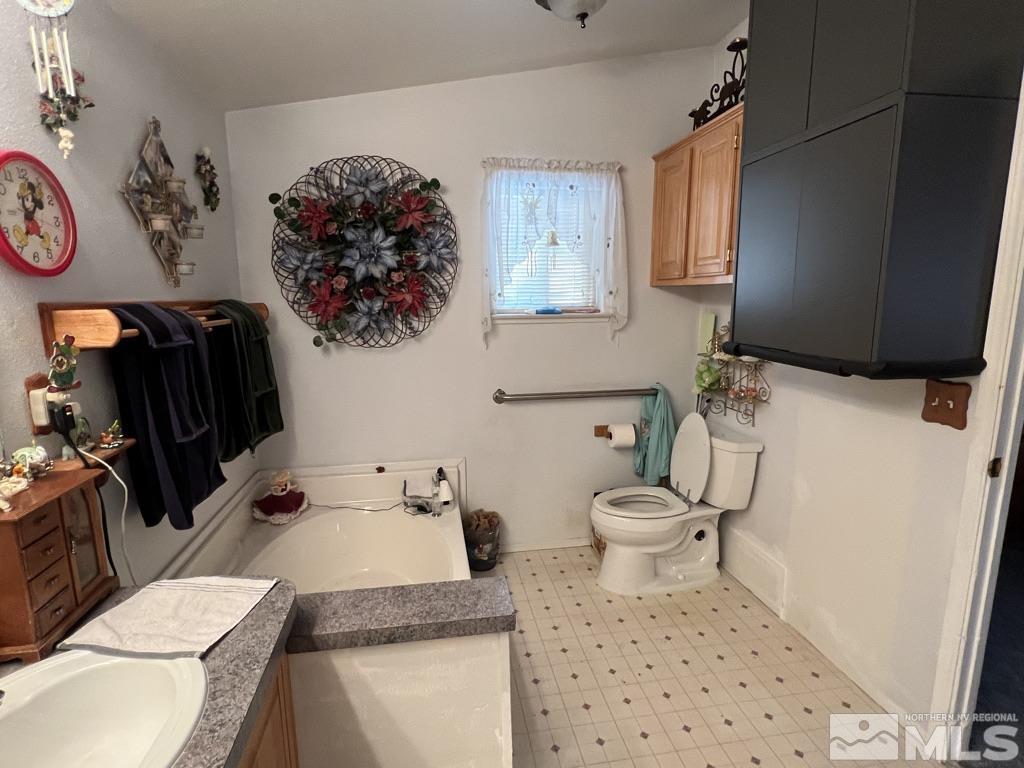 181 Platinum Pointe Way Reno, NV 89506 - Photo 12 of 28 Photo 12