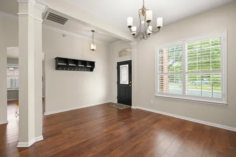 $475,000 | 2413 Lou John Street, Austin, TX 78727