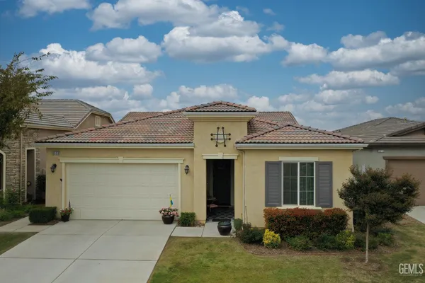 front view of house with a yard