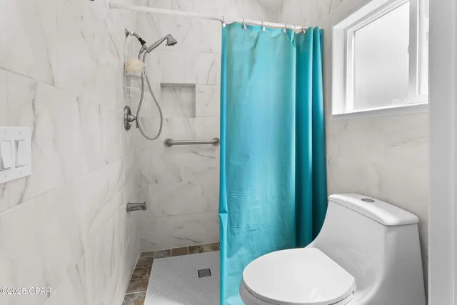 $514,000 | 8231 South Lagoon Drive, Panama City, FL 32408