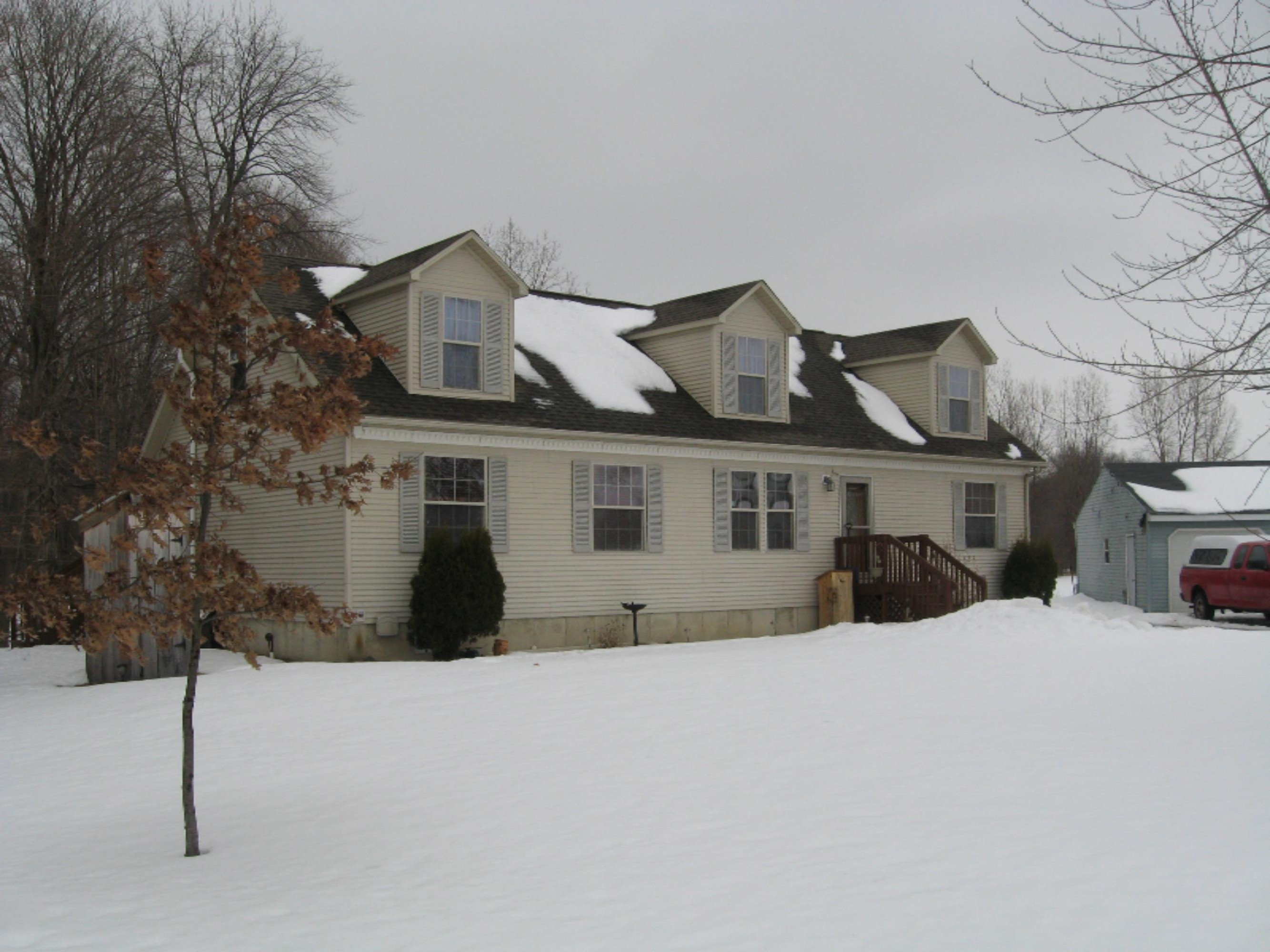 325 Taggart Road Bronson, MI 49028 - Photo 1 of 27 325 Taggart Rd Burr Oak 025