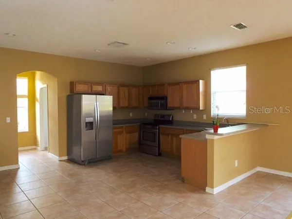 $2,475 | 15903 Bay Vista Drive, Clermont, FL 34714