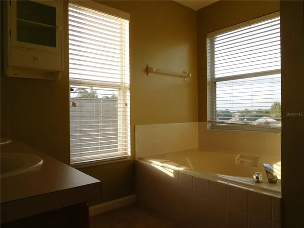 $2,475 | 15903 Bay Vista Drive, Clermont, FL 34714