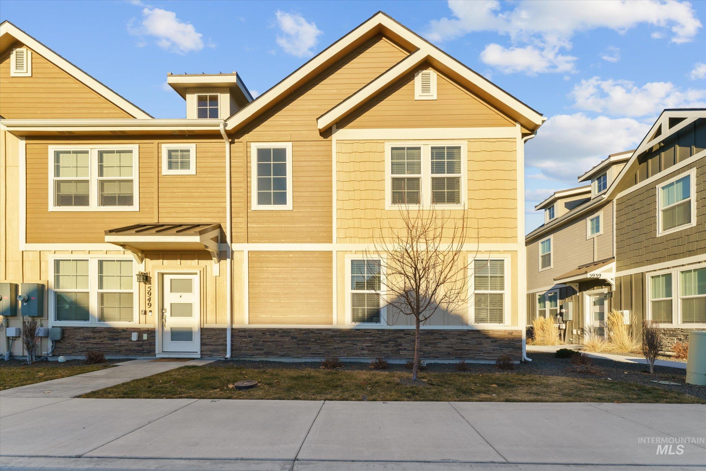 5945 South Boddington Lane Boise, ID 83709 - Photo 1 of 38