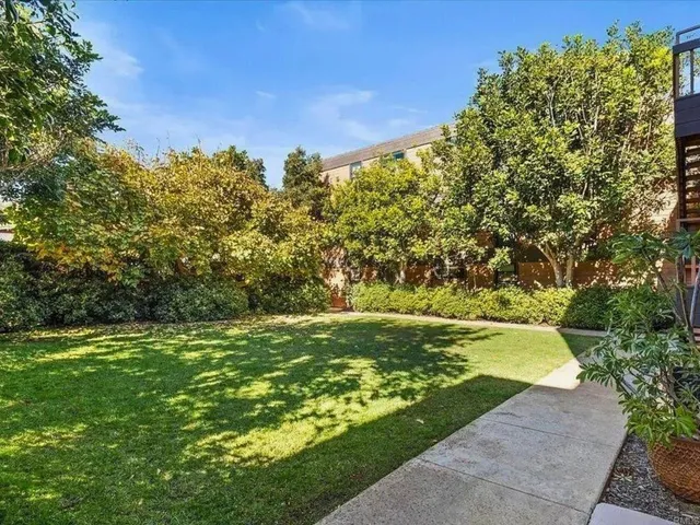 a house view with a outdoor space