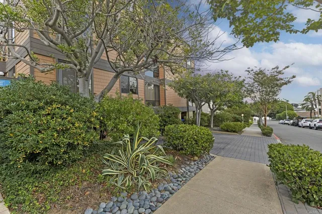 $1,279,000 | 2930 Lawrence Street, San Diego, CA 92106