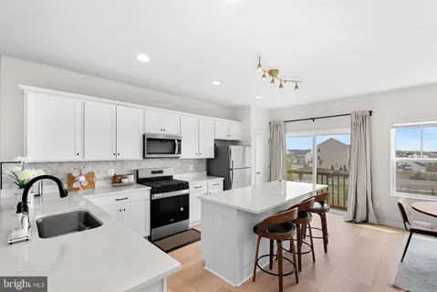 $424,990 | 142 Bamboo Shoot Lane, Winchester, VA 22603