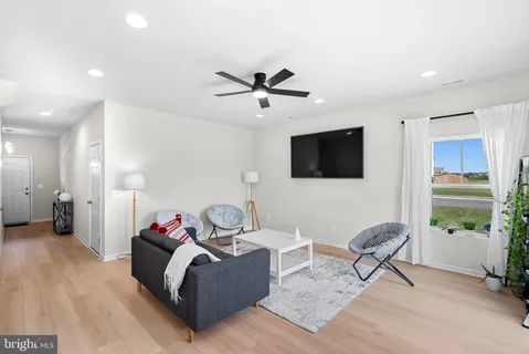 $424,990 | 142 Bamboo Shoot Lane, Winchester, VA 22603