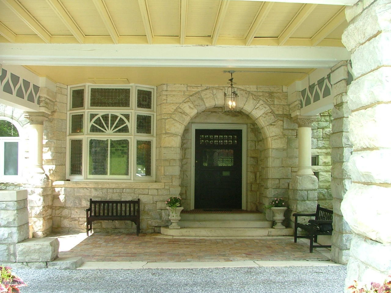 11 Prospect Hill Road, Unit B Stockbridge, MA 01262 - Photo 2 of 13 a front view of a house