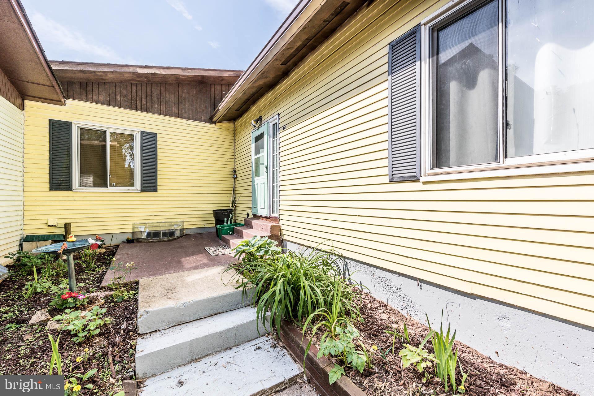 14 Federal Court, Unit 120, Gaithersburg, MD 20877 Compass