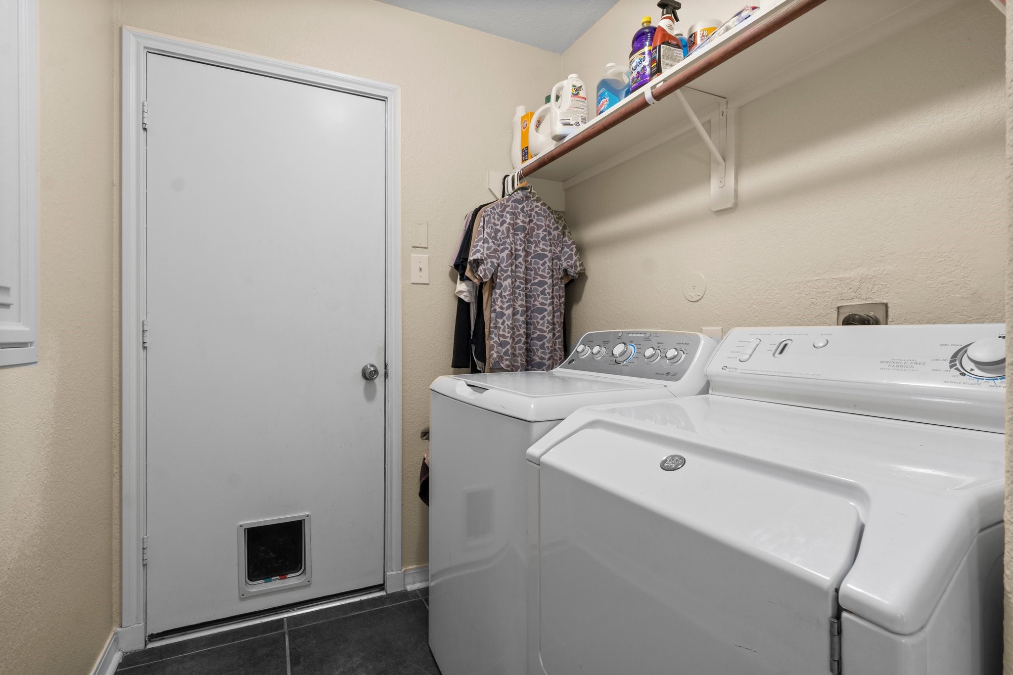 28987 Birch Green Way Spring, TX 77386 - Photo 28 of 32 a utility room with dryer and washer