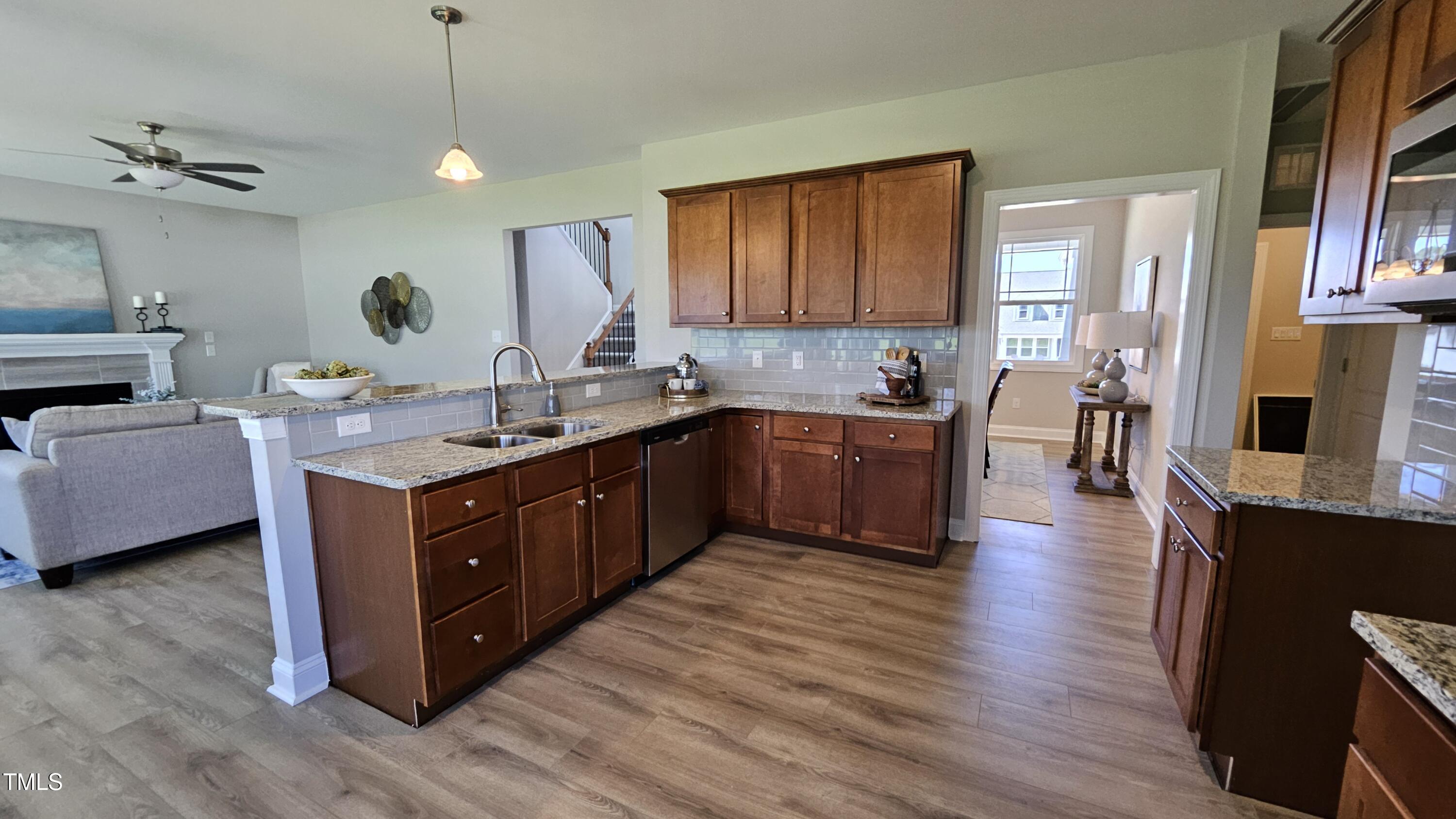 234 Crystal Spgs Way Benson, NC 27504 - Photo 8 of 26 20250321_123620