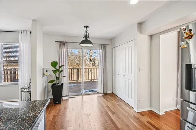 $464,990 | 2834 Forestview Drive, Carpentersville, IL 60110