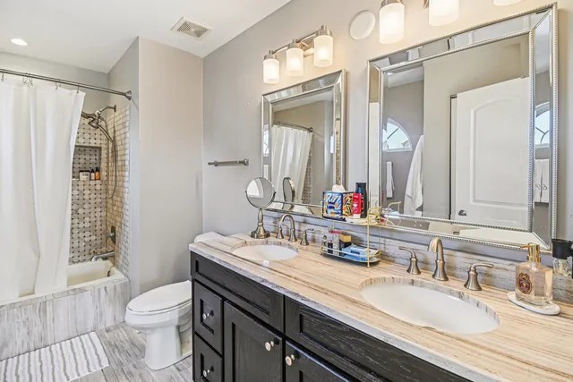 $464,990 | 2834 Forestview Drive, Carpentersville, IL 60110