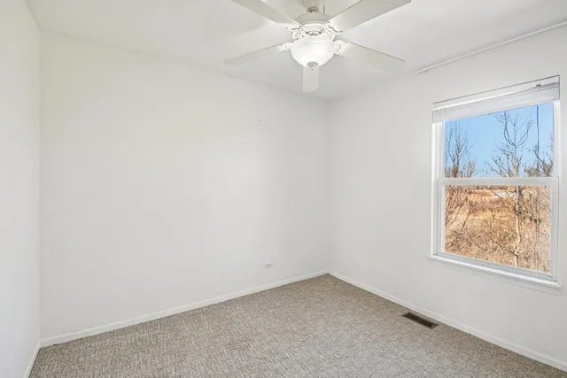 $464,990 | 2834 Forestview Drive, Carpentersville, IL 60110