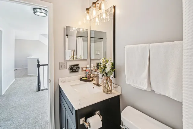 $464,990 | 2834 Forestview Drive, Carpentersville, IL 60110