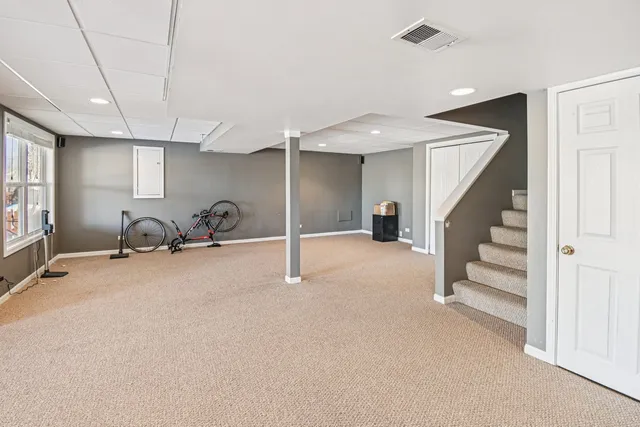 $464,990 | 2834 Forestview Drive, Carpentersville, IL 60110