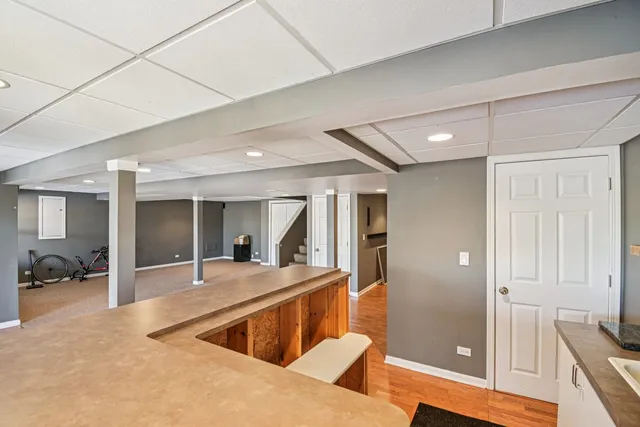 $464,990 | 2834 Forestview Drive, Carpentersville, IL 60110