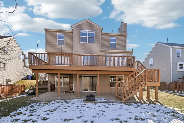 $464,990 | 2834 Forestview Drive, Carpentersville, IL 60110