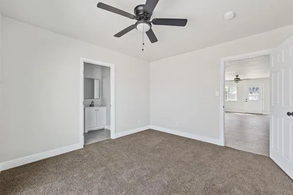 $319,000 | 2557 East Stanford Avenue, Pixley, CA 93256