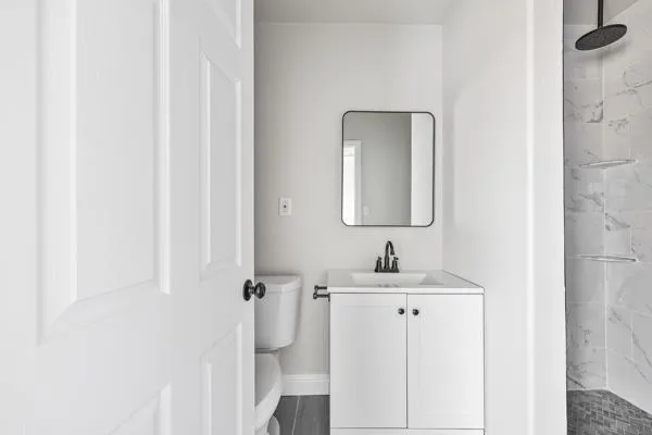 $319,000 | 2557 East Stanford Avenue, Pixley, CA 93256