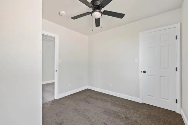 $319,000 | 2557 East Stanford Avenue, Pixley, CA 93256