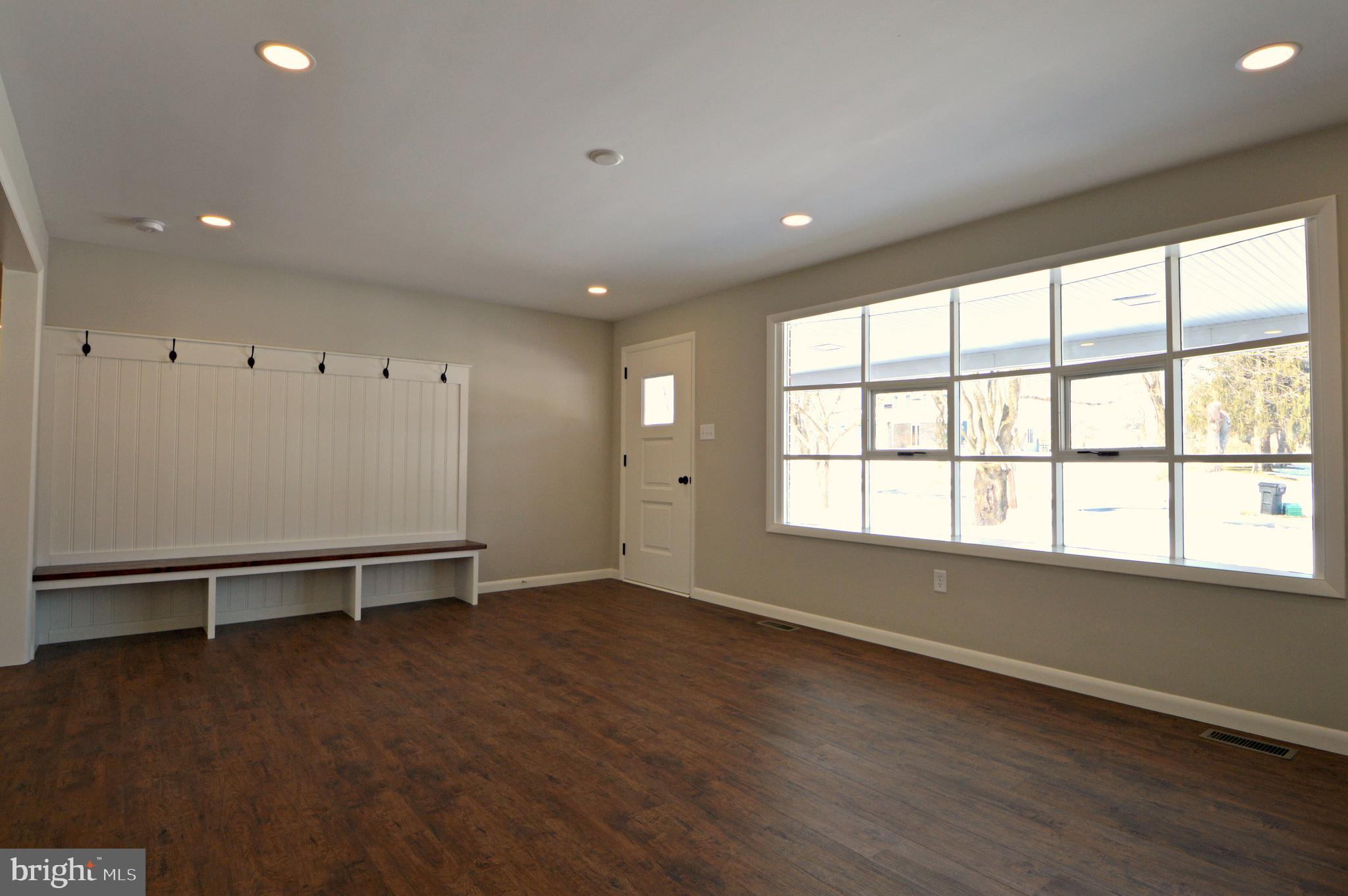 109 Bender Mill Road Lancaster, PA 17603 - Photo 3 of 25
