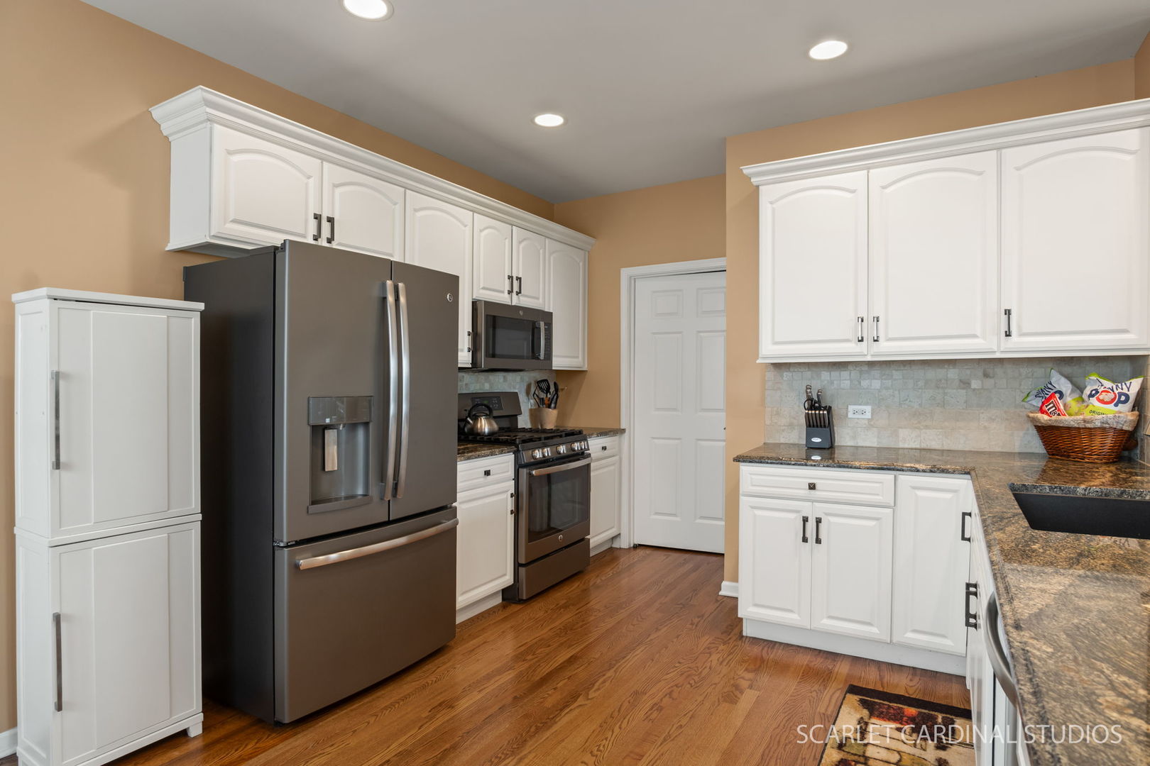 217 Ridge Road North Aurora, IL 60542 - Photo 5 of 25