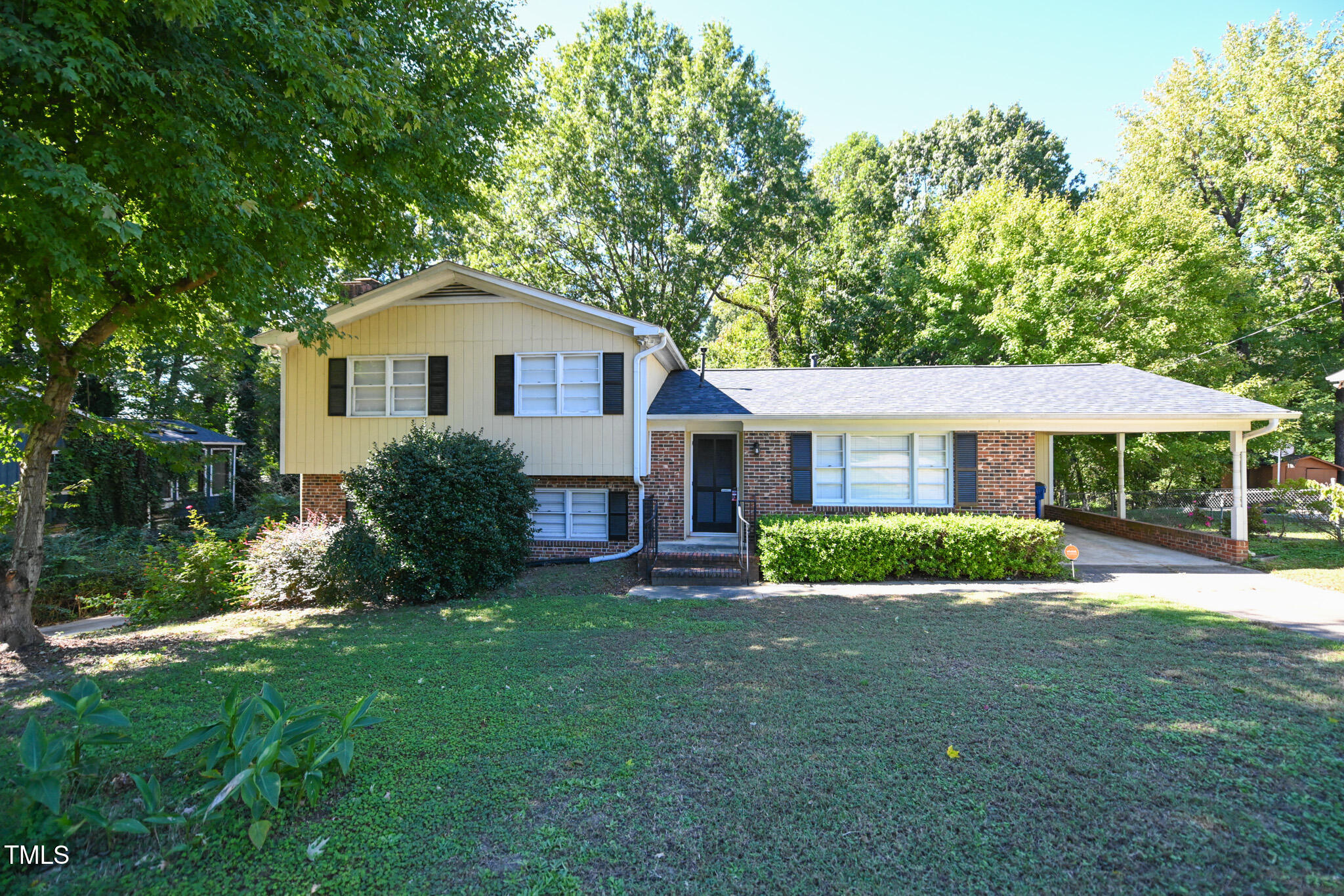 3109 Edgetone Drive Raleigh, NC 27604 - Photo 1 of 43 001