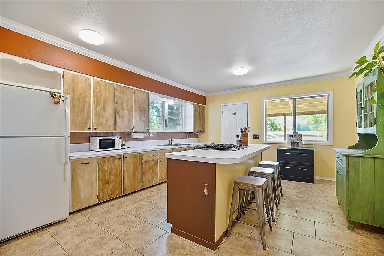 4700 Williams Valley Road Clayton, WA 99110 - Photo 8 of 22