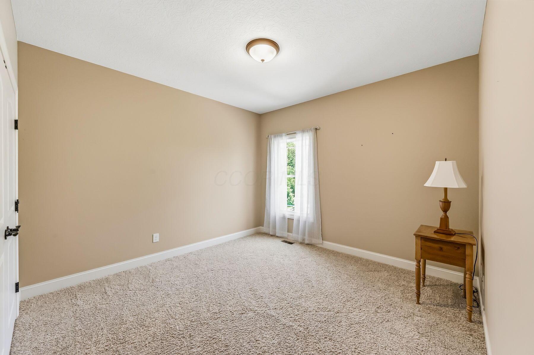 133 Pine Hills Road Johnstown, OH 43031 - Photo 38 of 71 Bedroom #3 opensm to double Bath