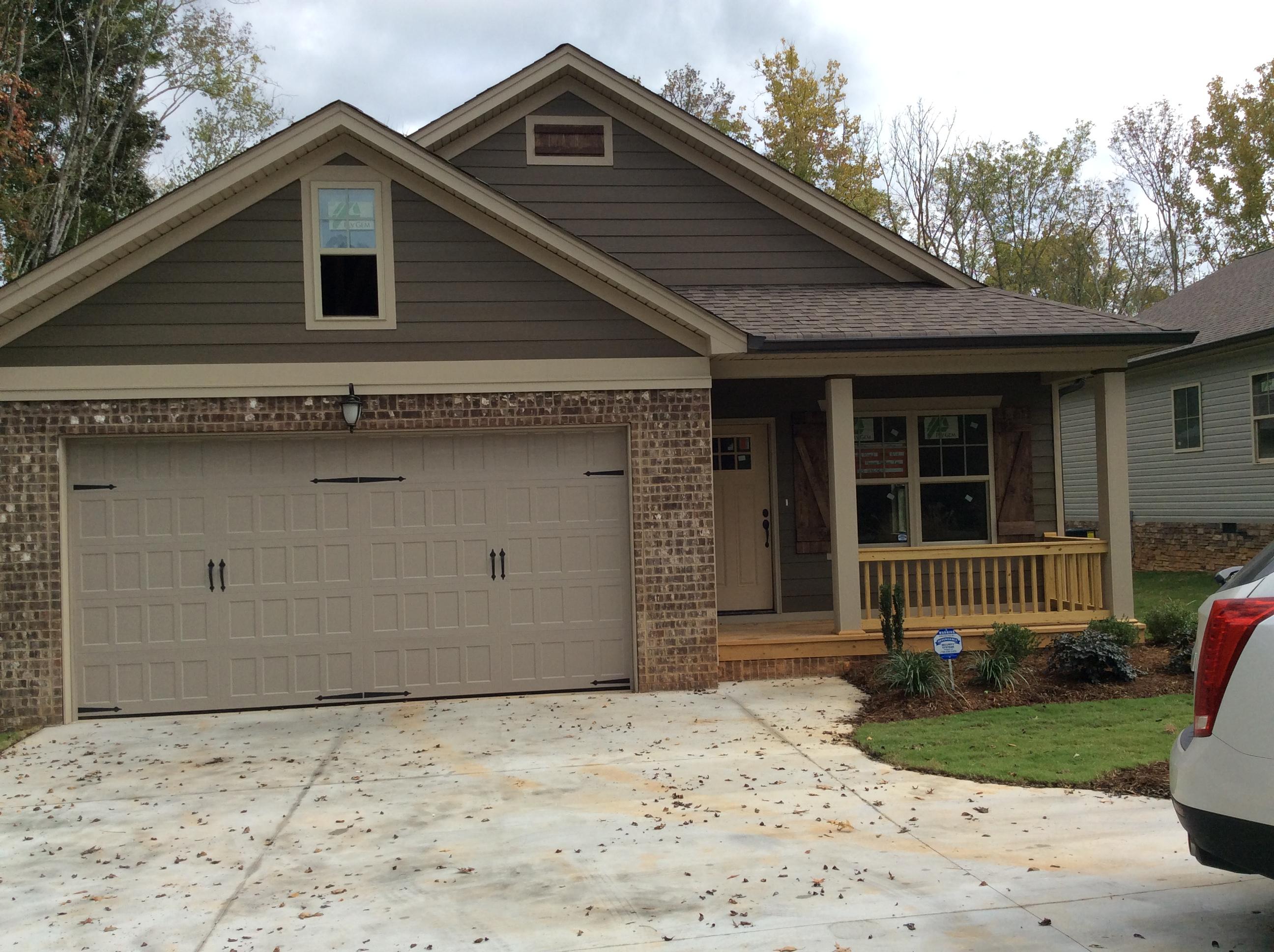 1316 Gunbarrel Road, Unit 19 Chattanooga, TN 37421 - Photo 2 of 16 IMG_0419