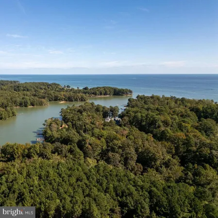 $679,999 | 547 Twin Harbor Road, Reedville, VA 22539