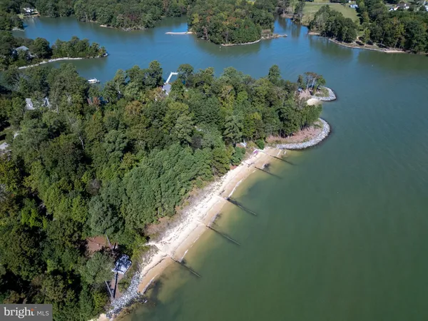 $679,999 | 547 Twin Harbor Road, Reedville, VA 22539