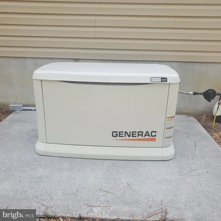 $679,999 | 547 Twin Harbor Road, Reedville, VA 22539