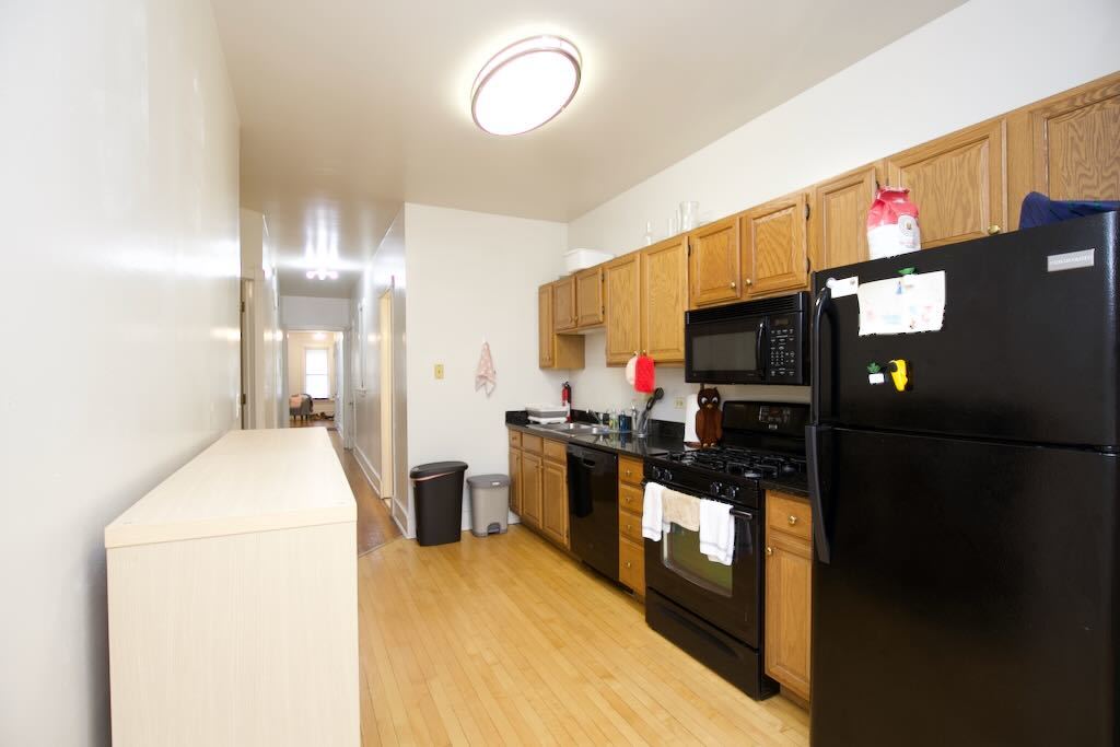 6717 North Sheridan Road, Unit 2S Chicago, IL 60626 - Photo 3 of 20 Gallery Image 3