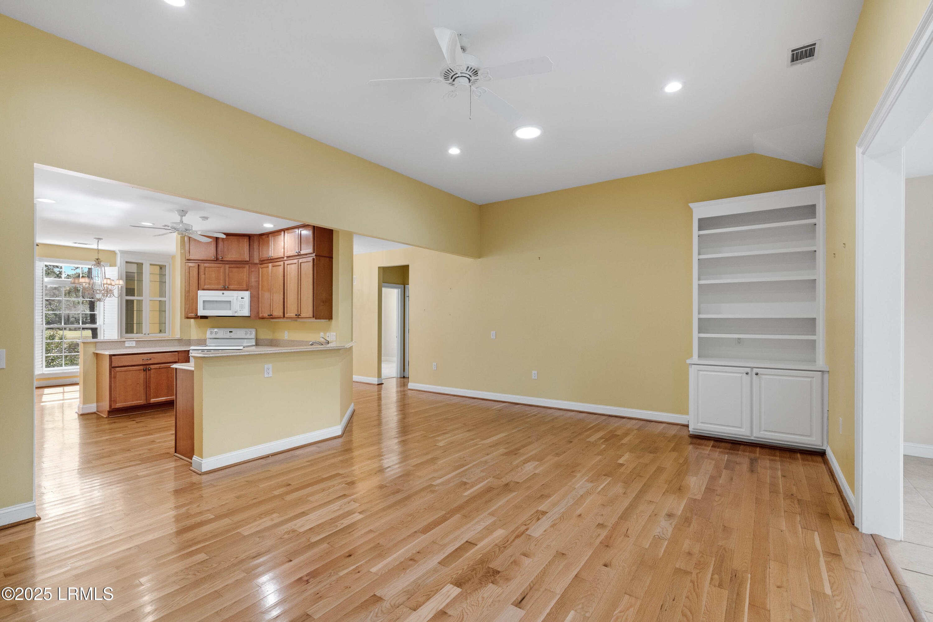 34 Governors Trace Beaufort, SC 29907 - Photo 18 of 59 34 Governors Trace-24