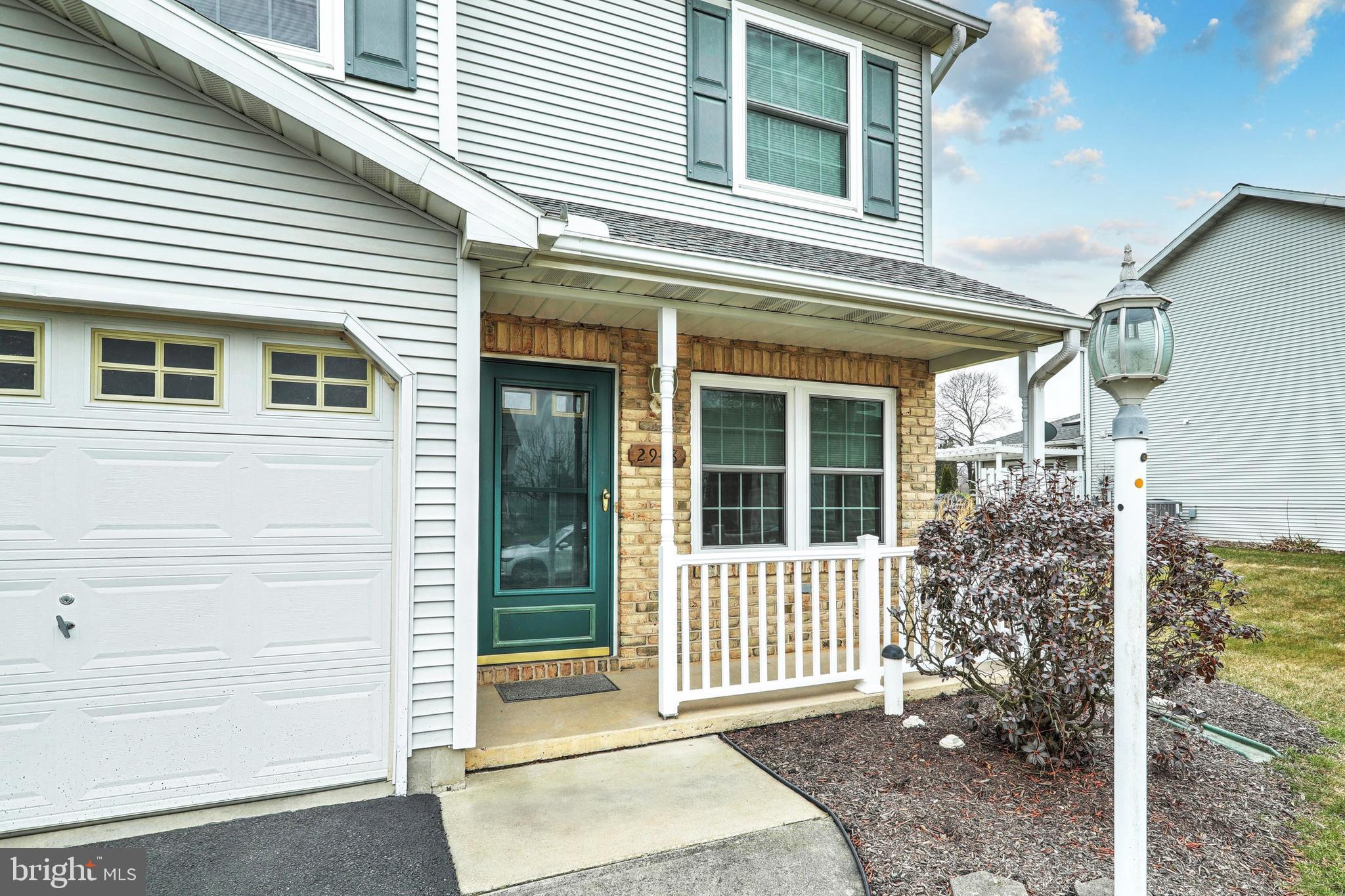 End Unit Townhouse